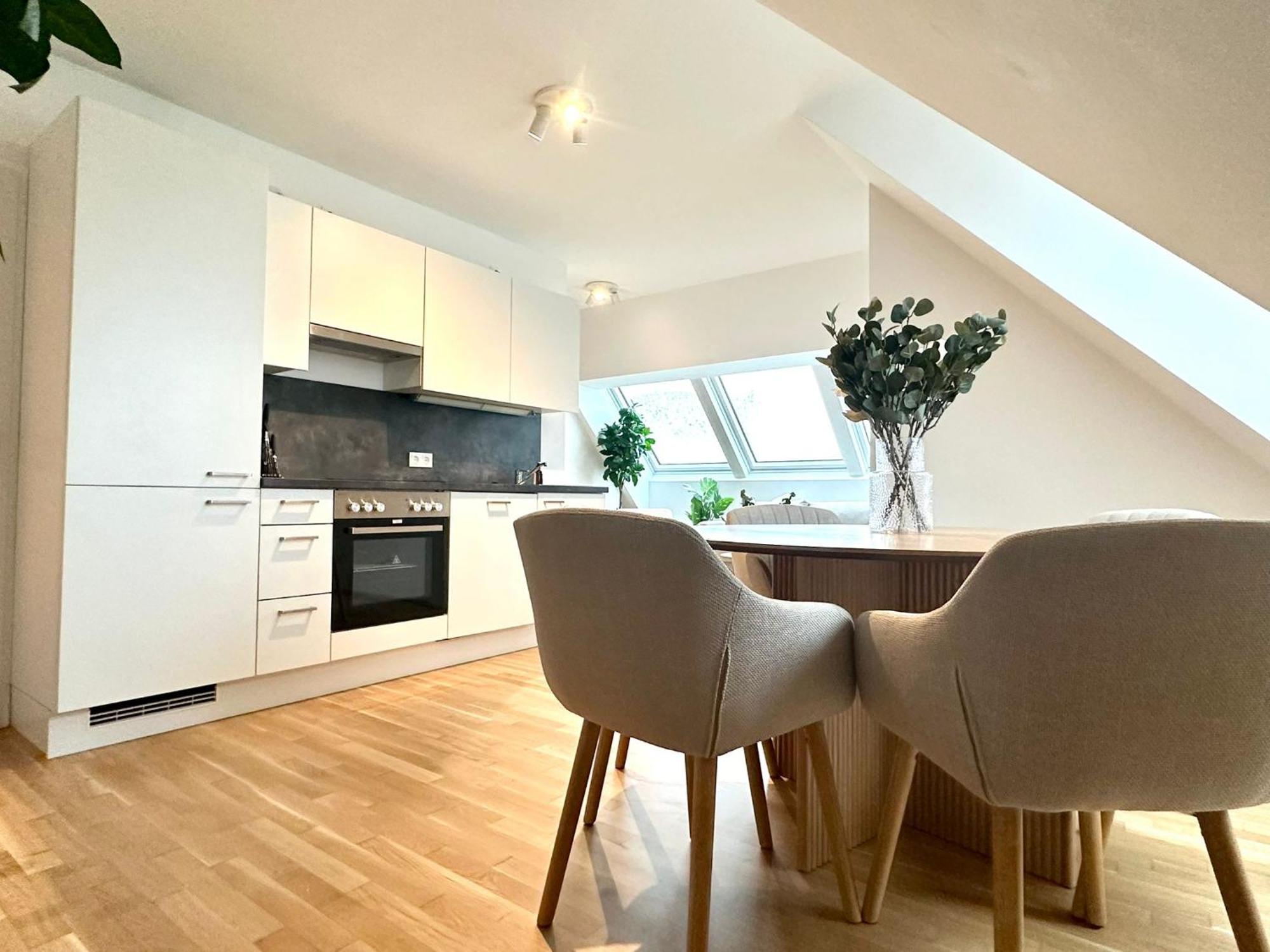Stylish Apartments - 3 Min To U1 Kagraner Platz Vienna Luaran gambar