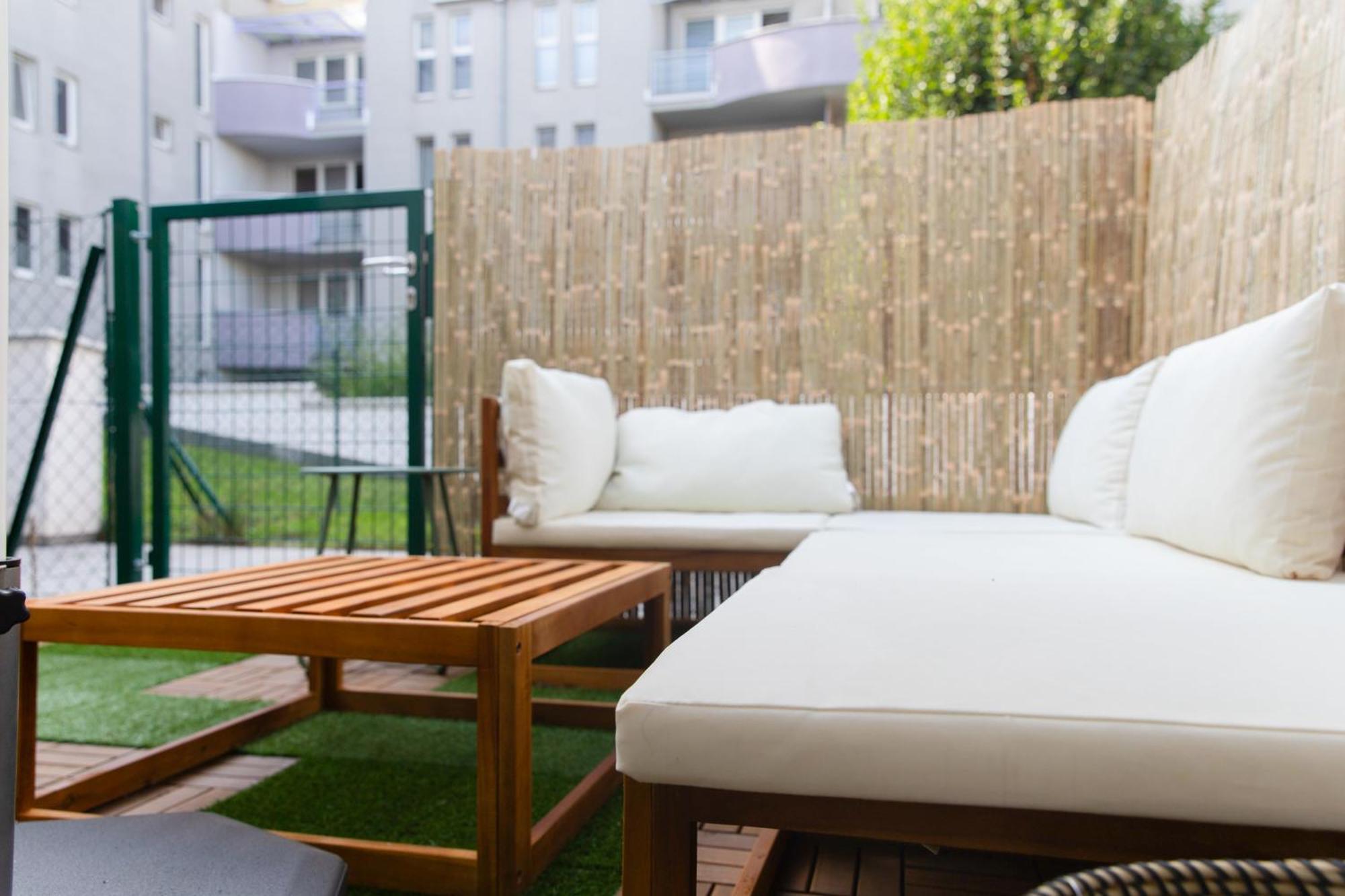 Stylish Apartments - 3 Min To U1 Kagraner Platz Vienna Luaran gambar